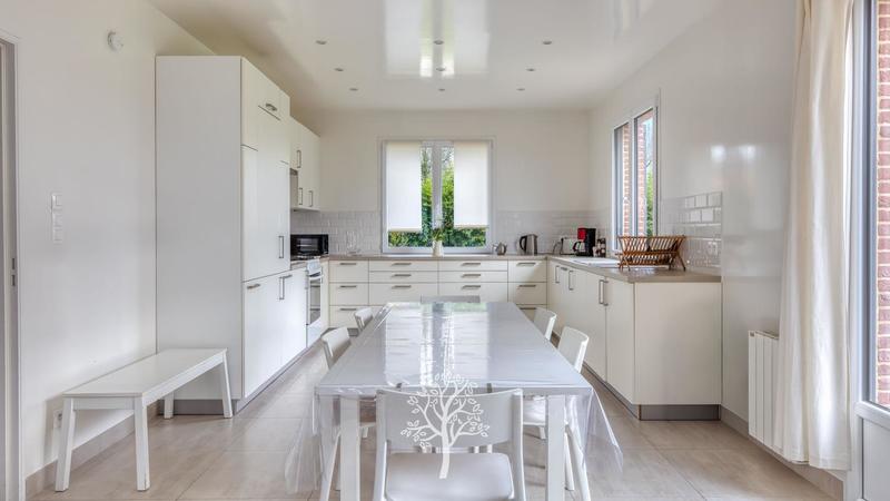 Maison - 170 m² - 6 pièces