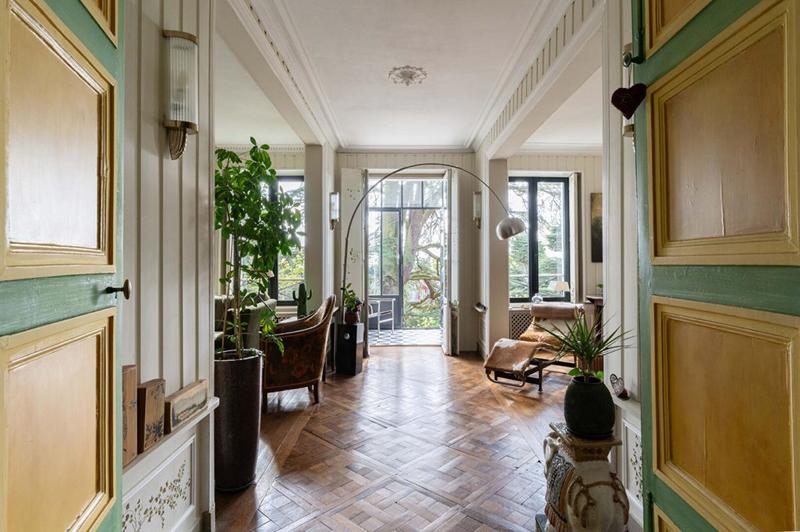 Demeure - 276 m² - 11 pièces