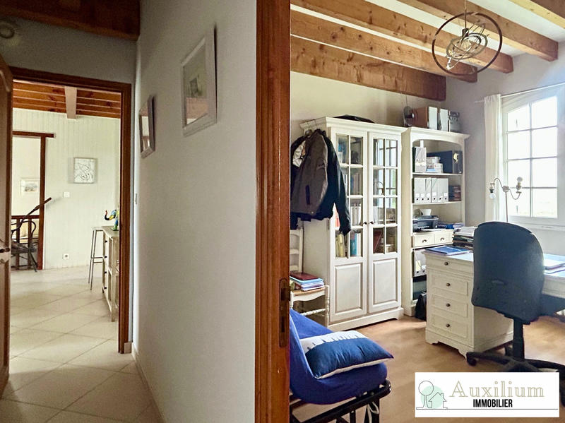 Maison traditionnelle - 146 m² - 6 pièces