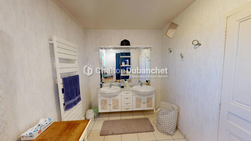 Maison - 160 m² - 5 pièces