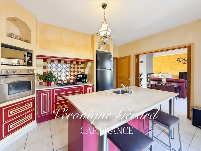 Maison - 144 m² - 5 pièces