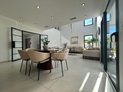 Maison - 150 m² - 6 pièces