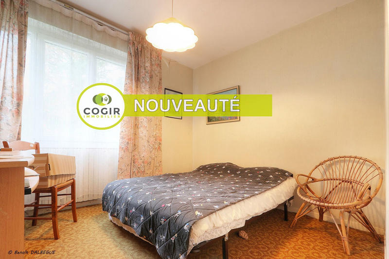 Maison - 190 m² - 9 pièces