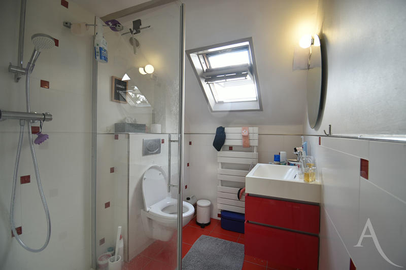 Maison - 151 m² - 7 pièces