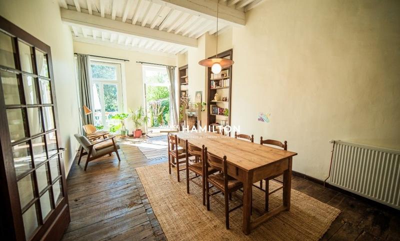 Propriété - 378 m² - 10 pièces