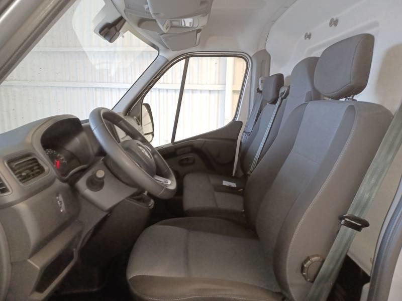 Renault Master Fourgon Fgn Trac F3300 L2h2 Blue Dci 135 Grand Confort