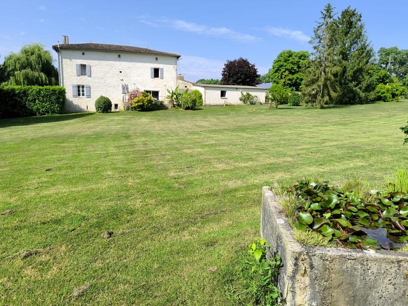 Maison - 186 m² - 5 pièces