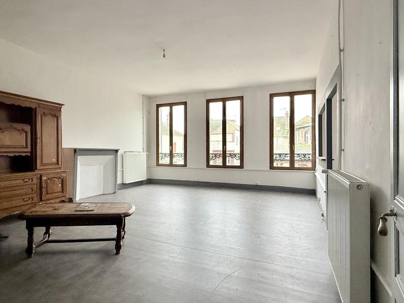 Local commercial - 330 m² - 7 pièces