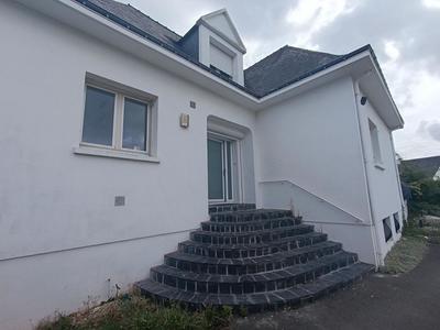 Maison - 196 m² - 7 pièces