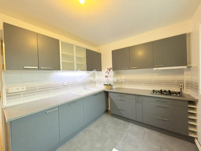 Appartement - 97 m² - 5 pièces