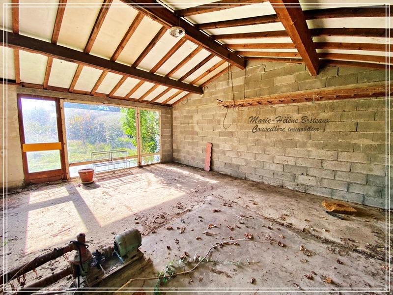 Maison - 260 m² - 2 pièces