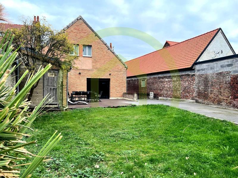 Maison de ville - 166 m² - 8 pièces