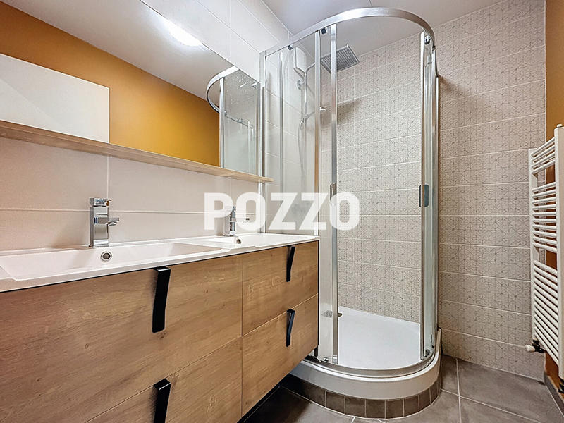 Appartement - 93 m² - 3 pièces