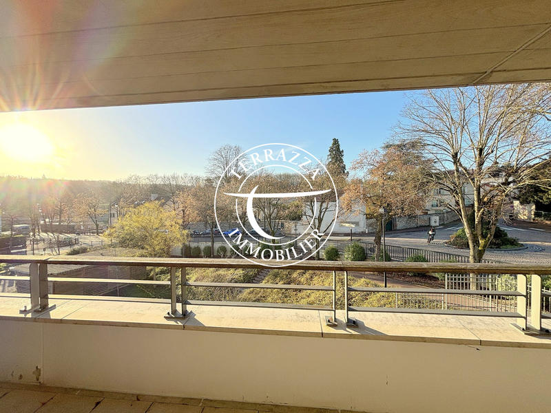 Appartement - 87 m² - 4 pièces