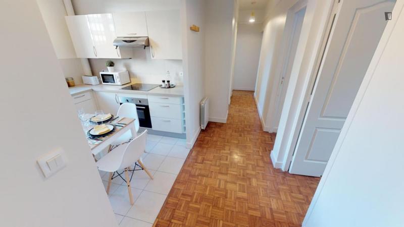 Chambre - 13 m² - 4 pièces