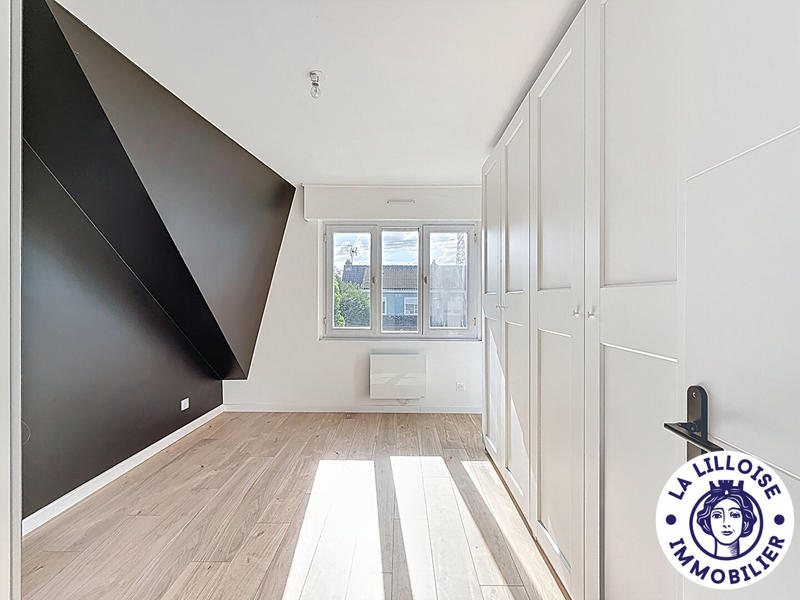 Maison - 95 m² - 5 pièces