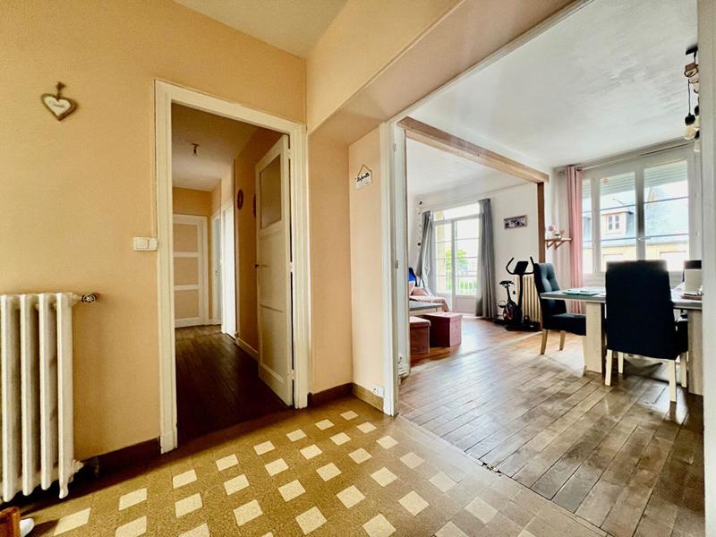 Appartement - 81 m² - 4 pièces