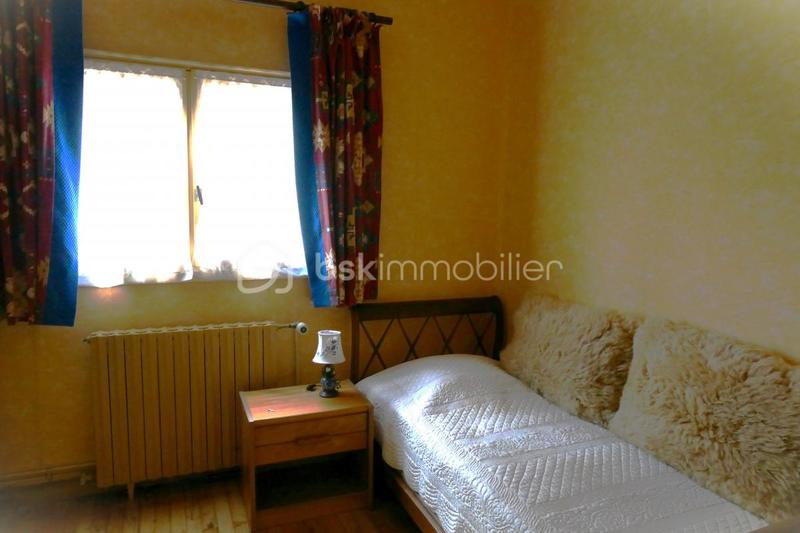 Maison traditionnelle - 169 m² - 6 pièces