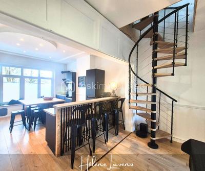 Maison de maîtres - 224 m² - 11 pièces