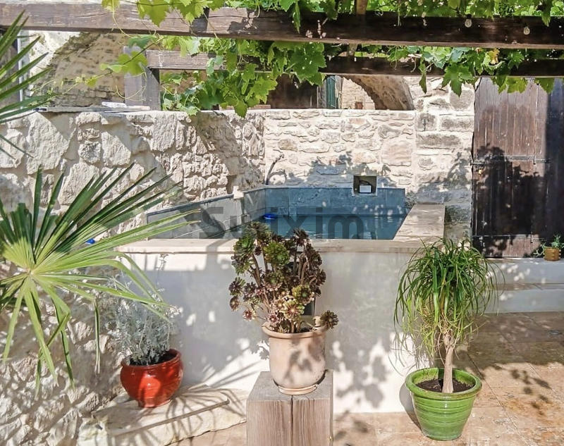 Maison de village - 84 m² - 3 pièces