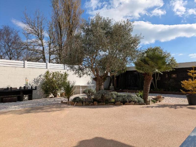 Maison - 196 m² - 5 pièces