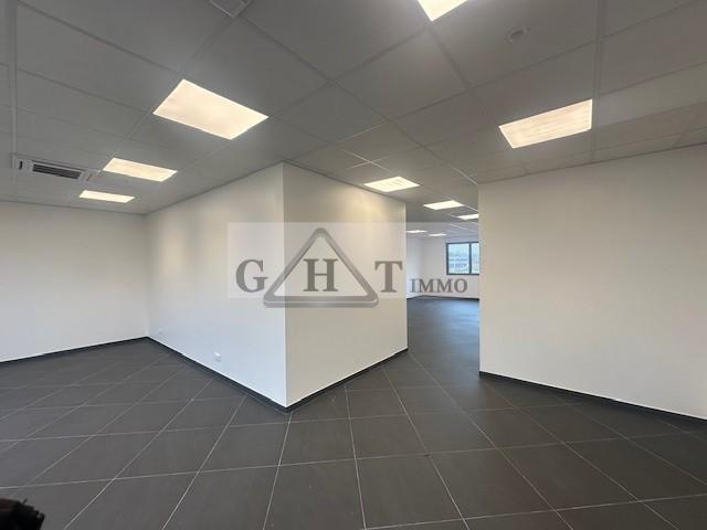 Bureau - 140 m²