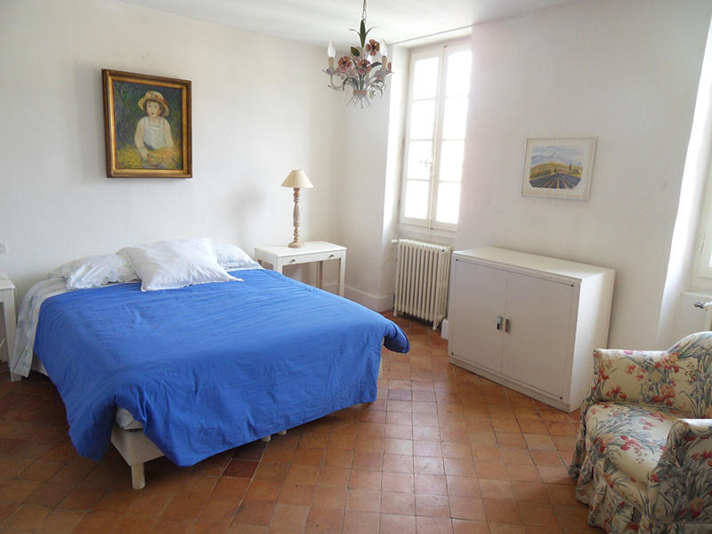 Maison - 300 m² - 9 pièces