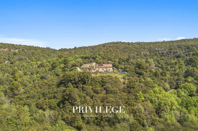 Bastide - 400 m² - 16 pièces