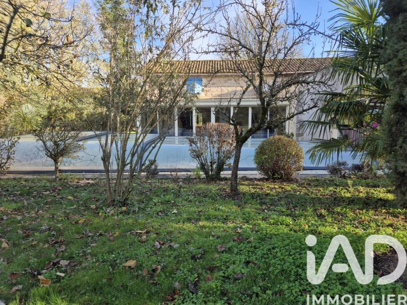 Maison de campagne - 257 m² - 8 pièces