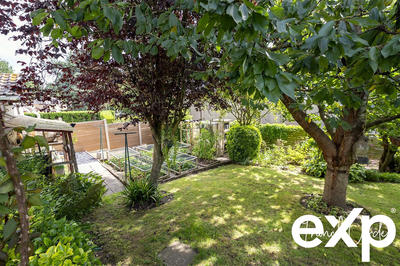 Maison - 198 m² - 8 pièces