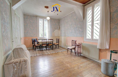 Maison - 87 m² - 4 pièces