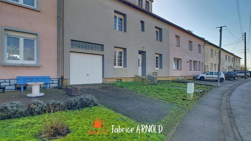 Maison - 115 m² - 8 pièces