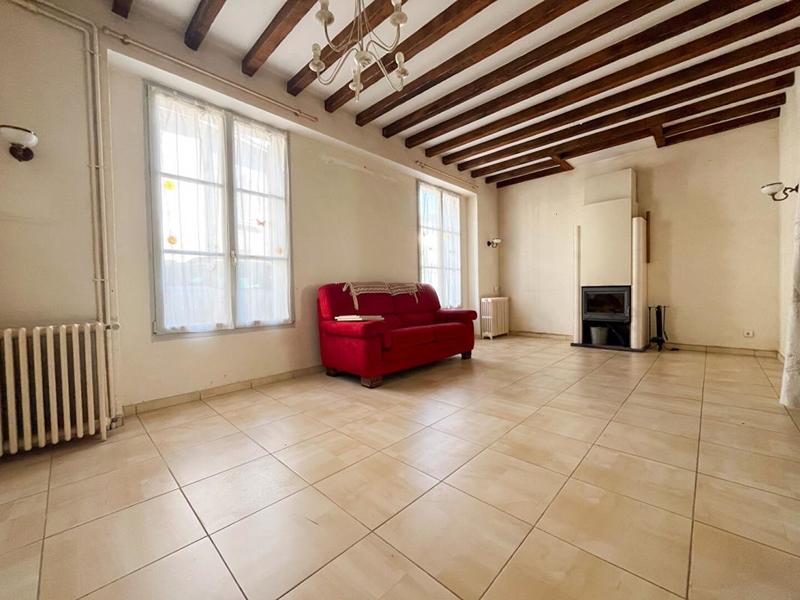 Maison - 224 m² - 11 pièces
