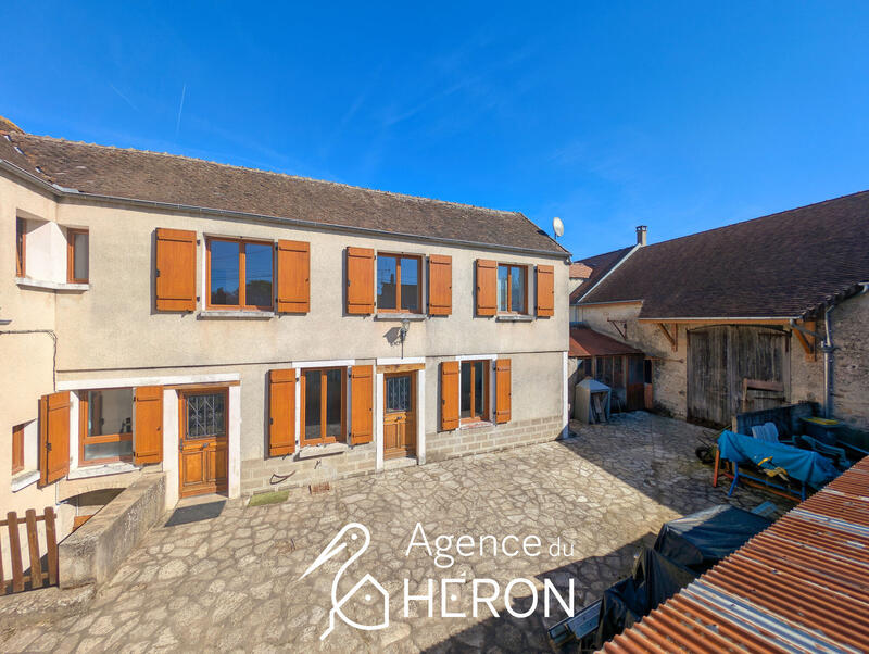 Maison - 133 m² - 6 pièces