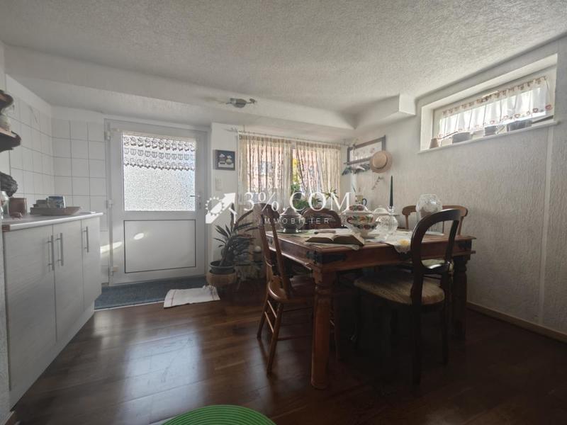 Maison - 92 m² - 7 pièces