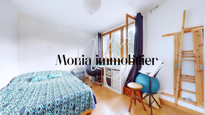 Pavillon - 130 m² - 6 pièces