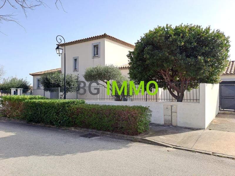 Maison traditionnelle - 173 m² - 6 pièces