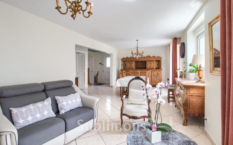 Maison - 147 m² - 9 pièces