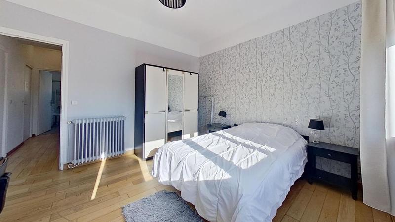 Appartement - 156 m² - 6 pièces