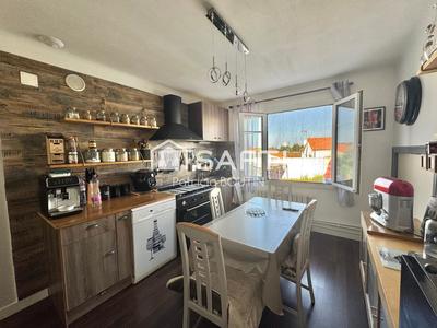 Maison - 105 m² - 5 pièces