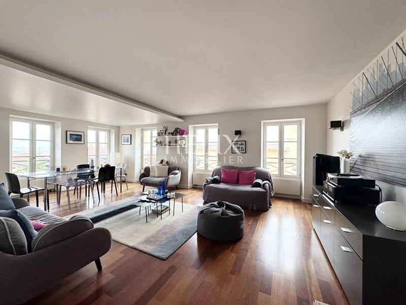 Appartement - 130 m² - 4 pièces