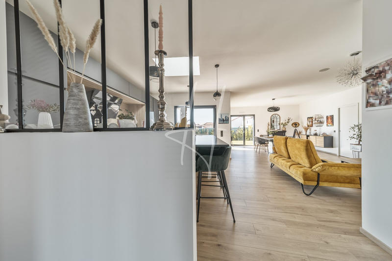 Maison - 138 m² - 5 pièces