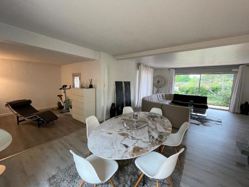 Villa - 150 m² - 4 pièces