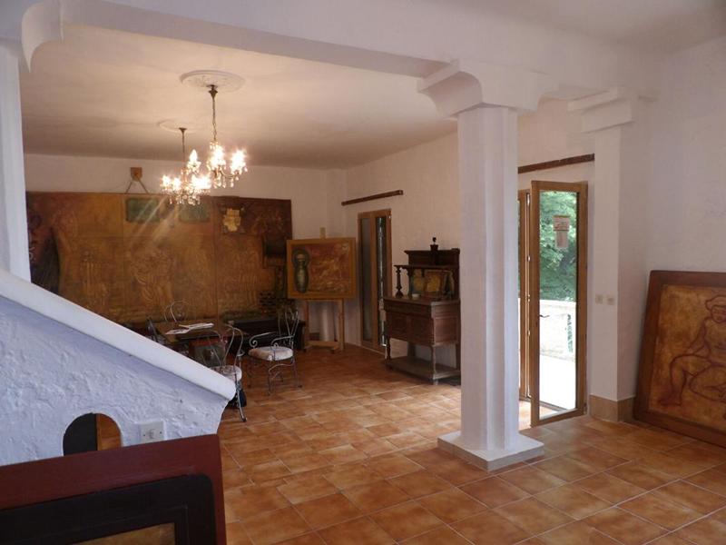 Maison - 278 m² - 6 pièces