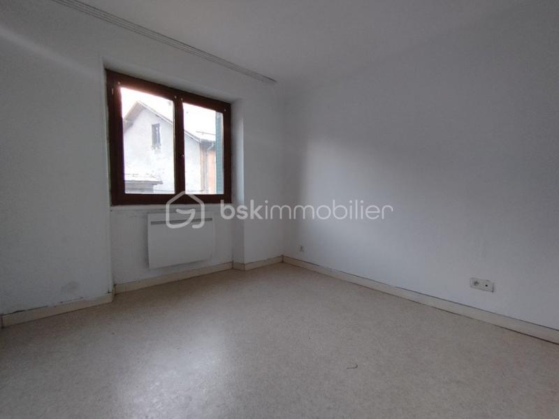 Appartement - 79 m² - 4 pièces