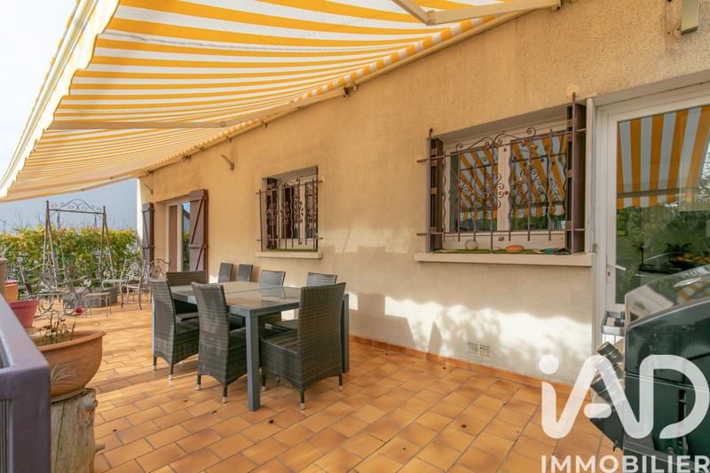 Maison - 180 m² - 6 pièces