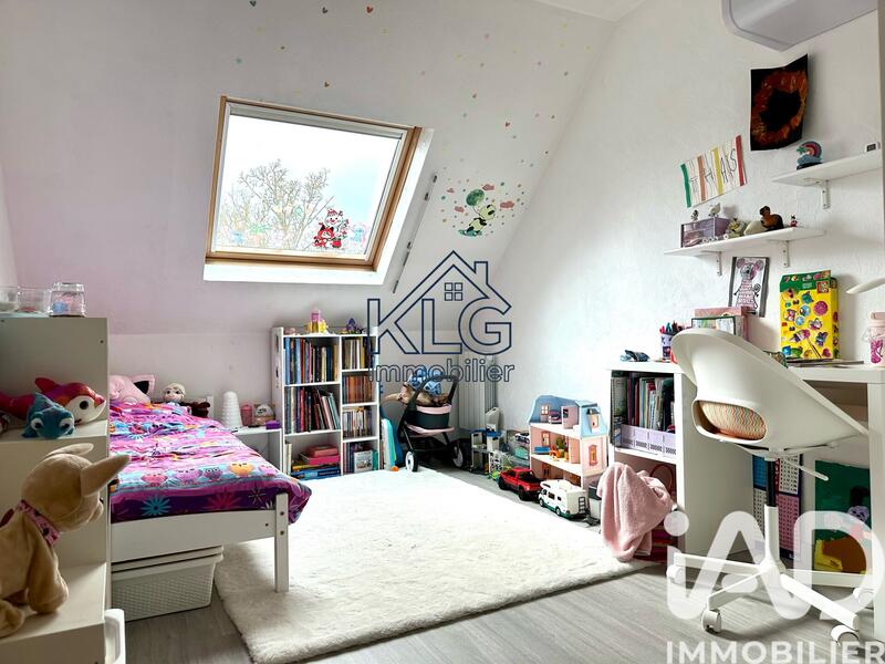 Maison - 98 m² - 4 pièces