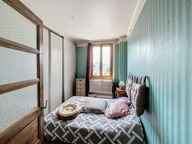 Villa - 100 m² - 5 pièces