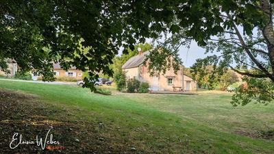 Propriété - 191 m² - 7 pièces