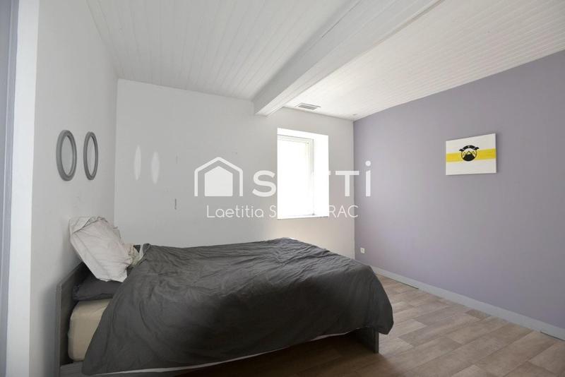 Maison - 205 m² - 5 pièces